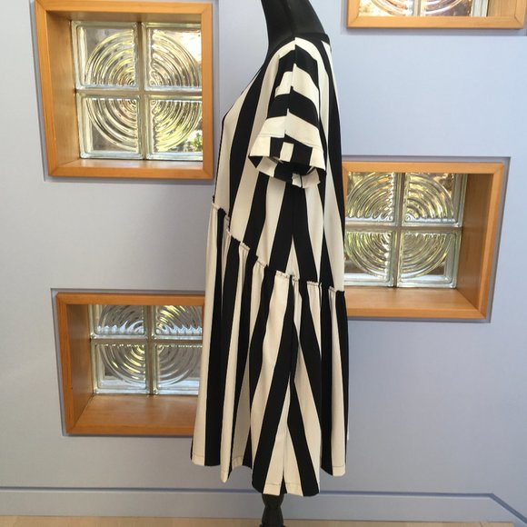 Tekbika by Alembika Black and White Stripe Dress Size 3 - Picture 5 of 11